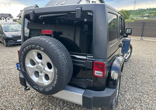 Jeep Wrangler cena 129900 przebieg: 82000, rok produkcji 2015 z Drzewica małe 742